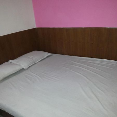 Mahesh Guest House Nowe Delhi Pokój zdjęcie
